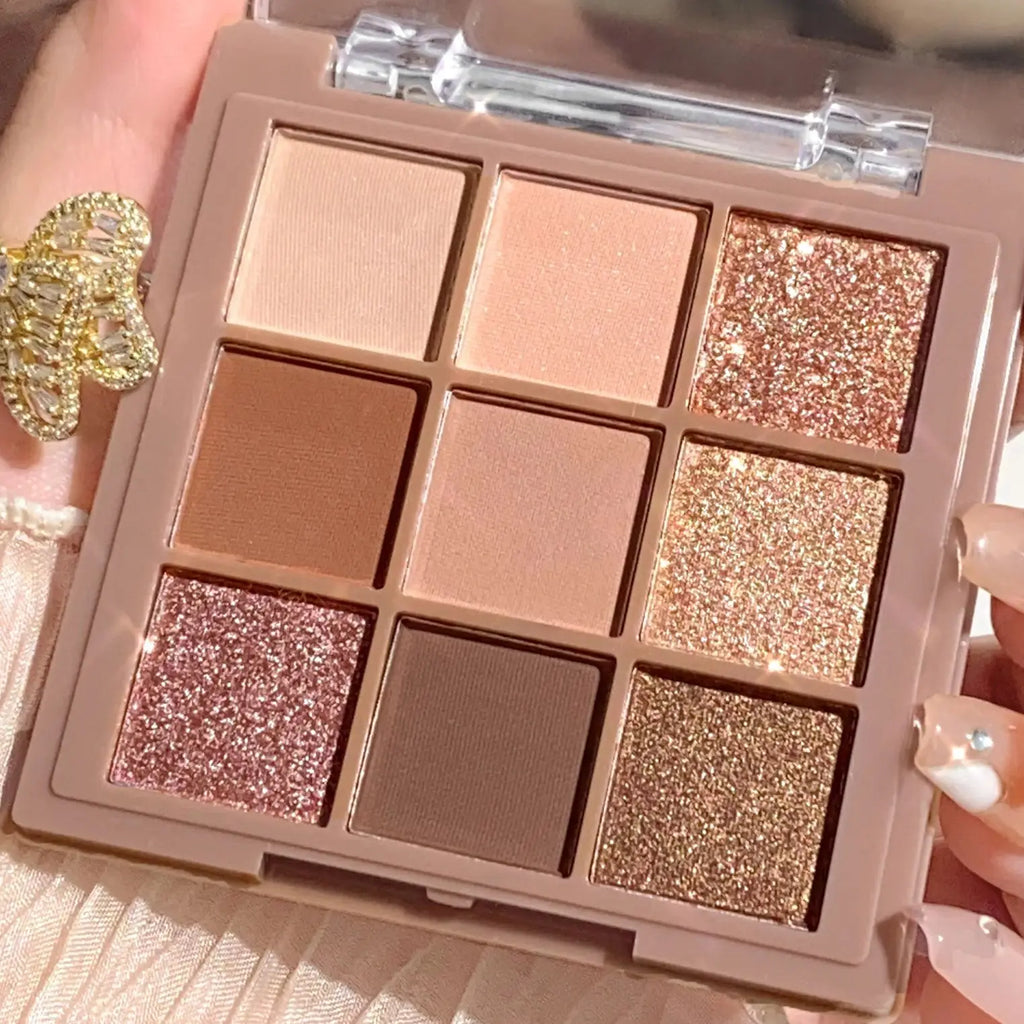 Velvet Matte Eyeshadow Palette — 9 & 18 Shades, Luxurious Pigment