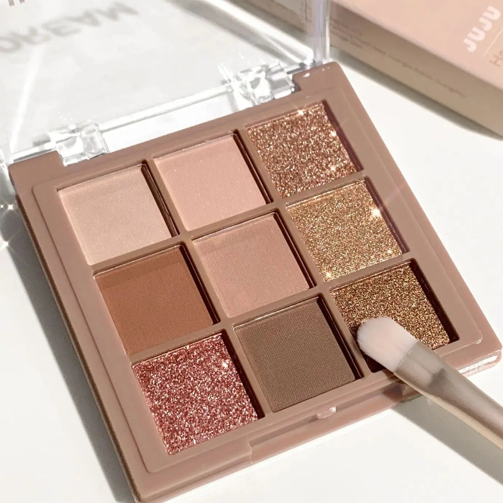Velvet Matte Eyeshadow Palette — 9 & 18 Shades, Luxurious Pigment